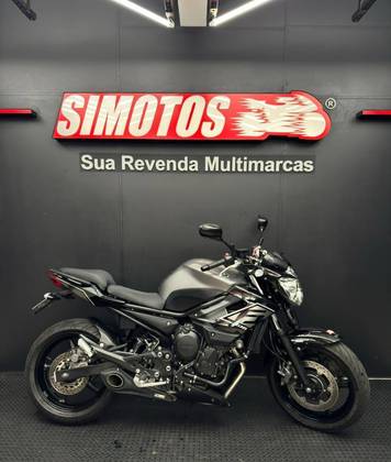 YAMAHA XJ6 N ABS 